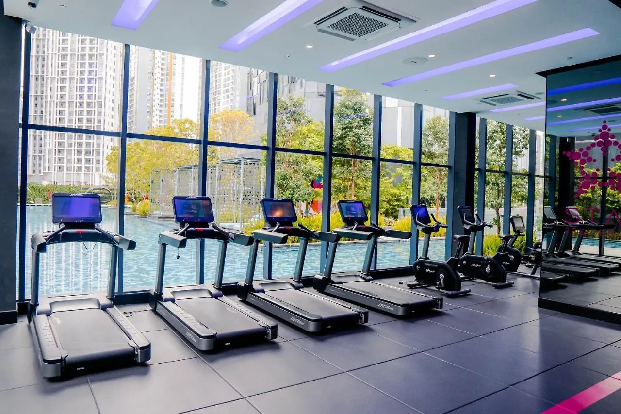 H&N Luxury Suites Klcc Куала-Лумпур Апартаменты